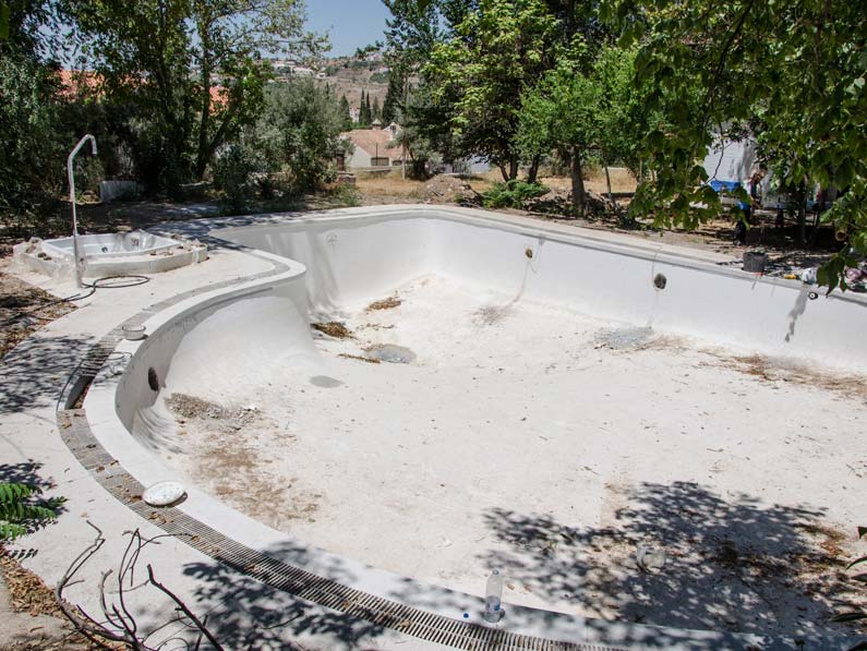 Cantitec reparar piscinas en Granada Málaga Almería y Jaen